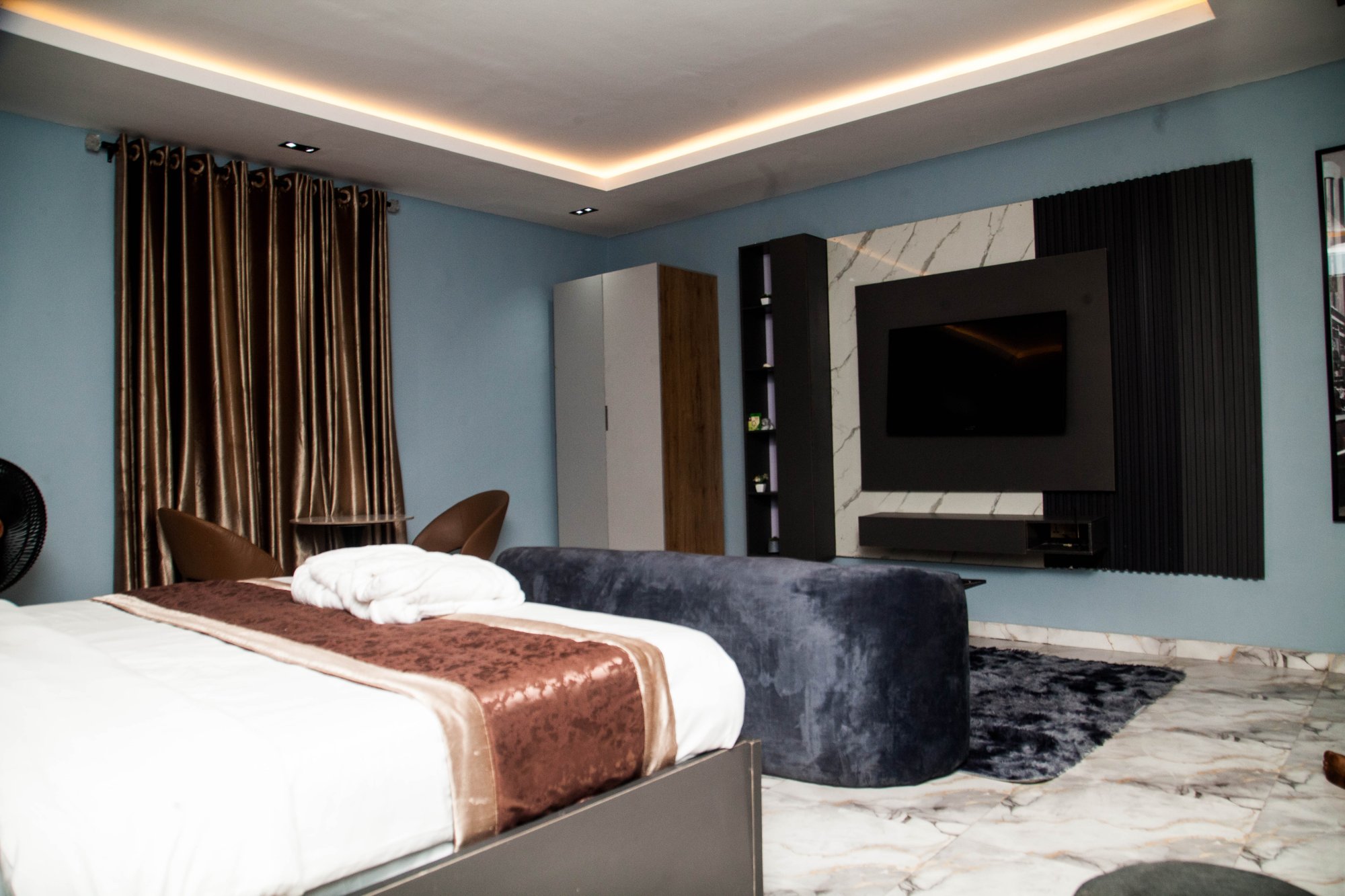 Family Weekend Package — Family of 5